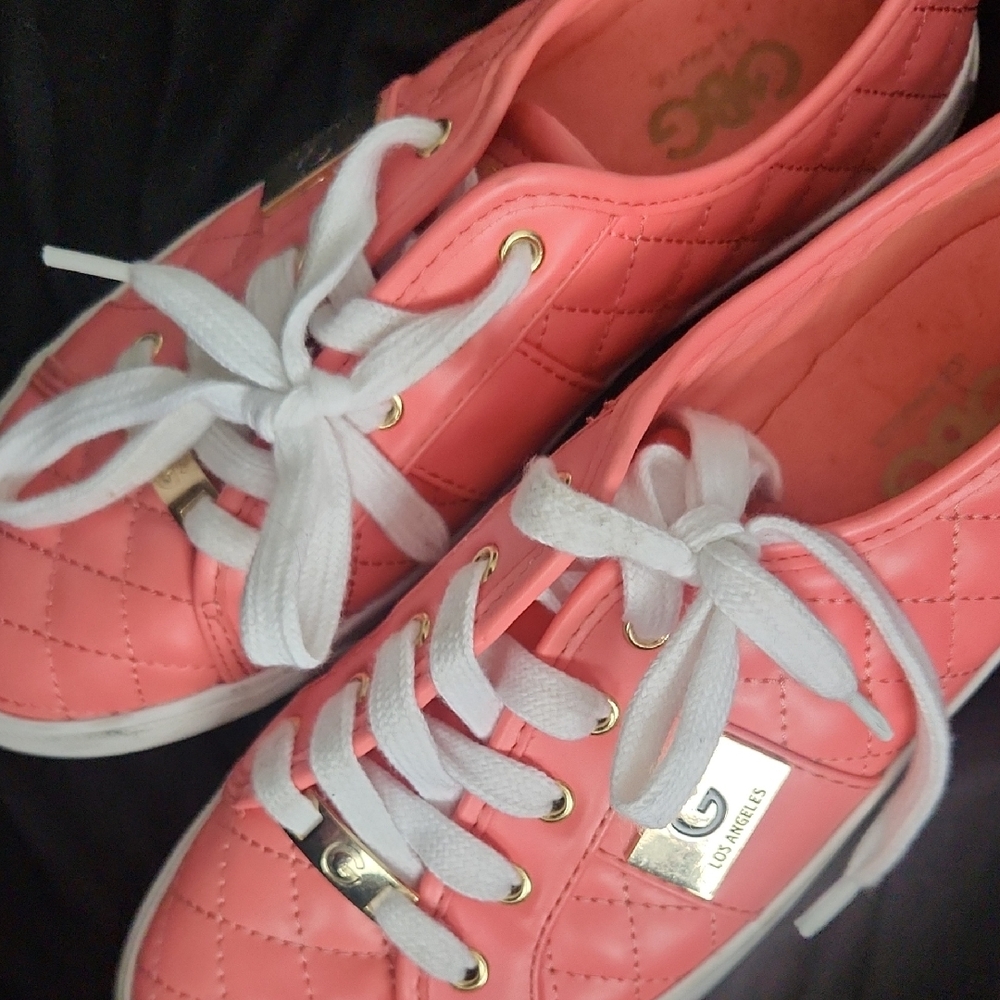 Women's Quilted Pink Sneakers